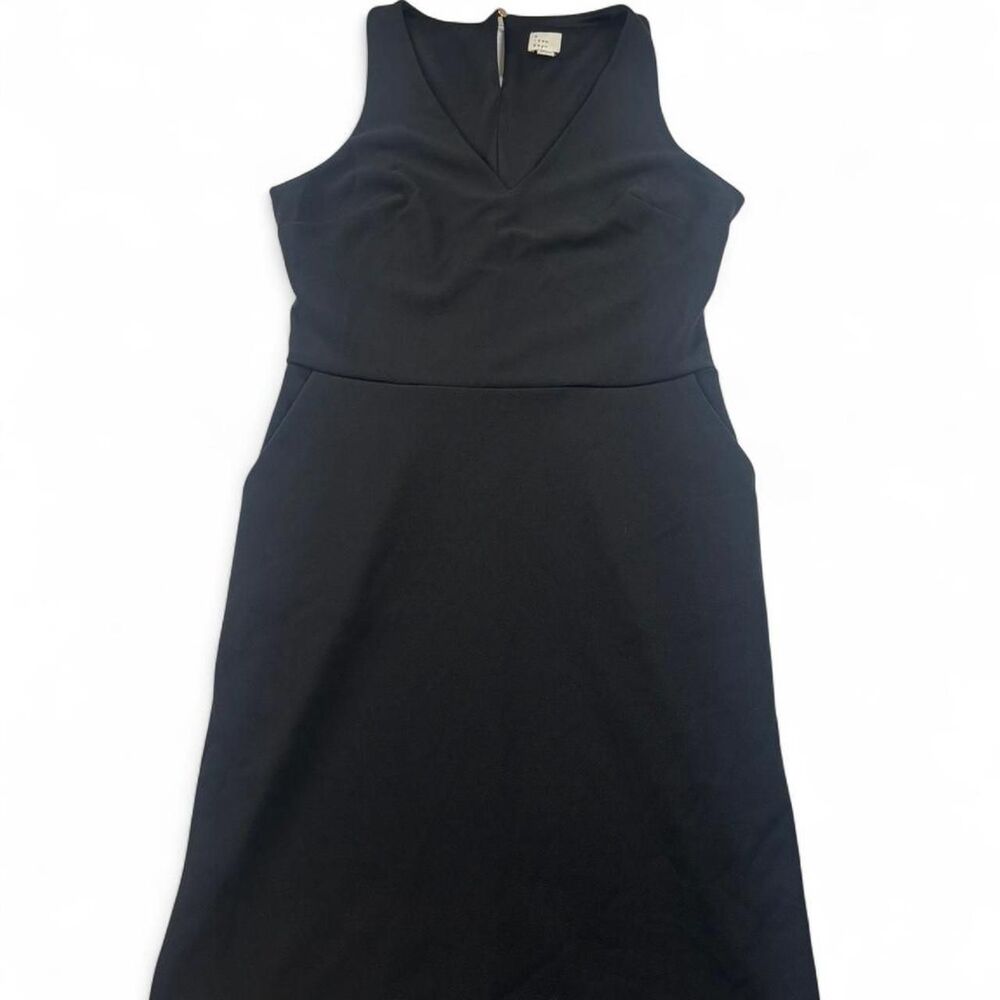 A New Day Women’s Black Sleeveless V-Neck Dress Size Medium